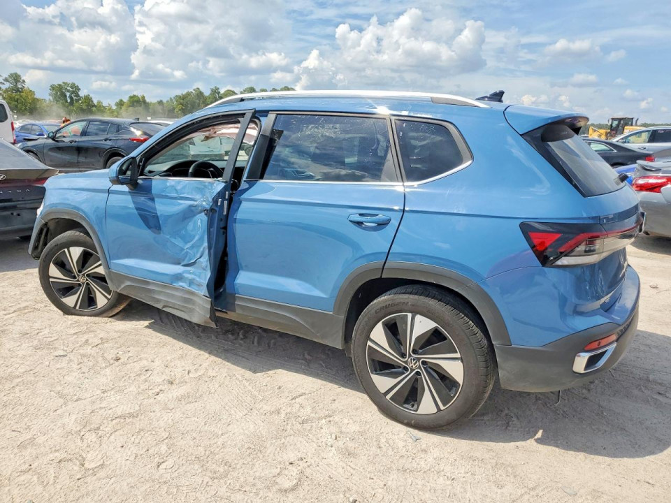 Volkswagen TAOS SE 2026 — Copart
