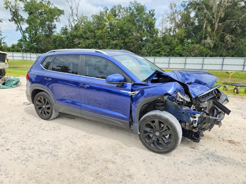 Volkswagen TAOS SE 2023 — Copart