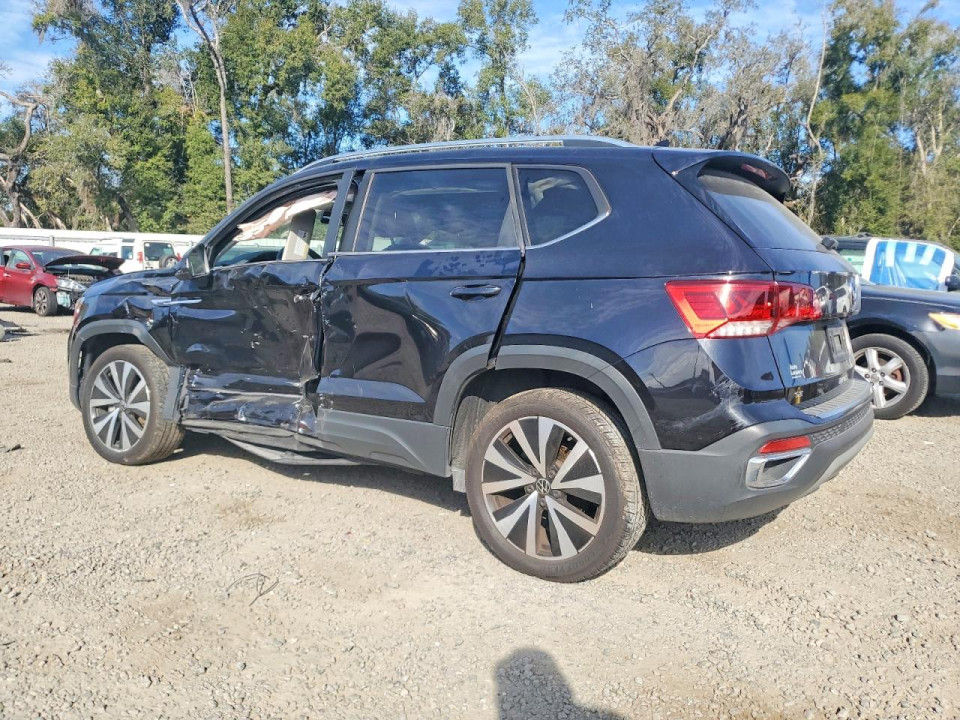 Volkswagen TAOS SE 2022 — Copart