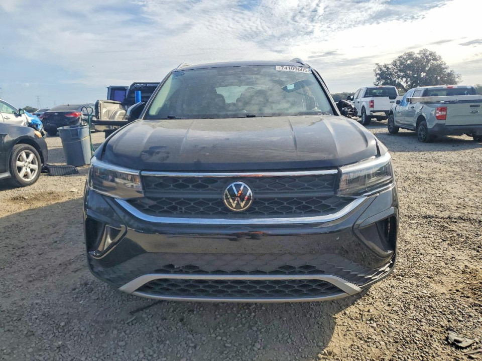 Volkswagen TAOS SE 2022 — Copart