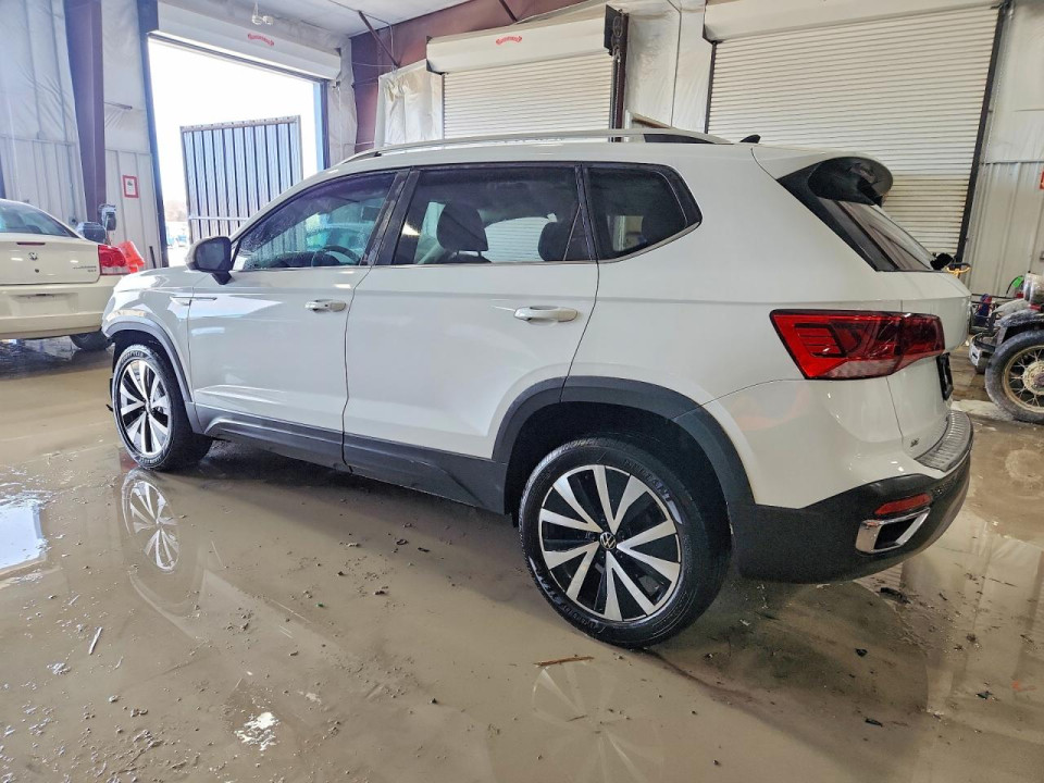 Volkswagen TAOS SE 2022 — Copart