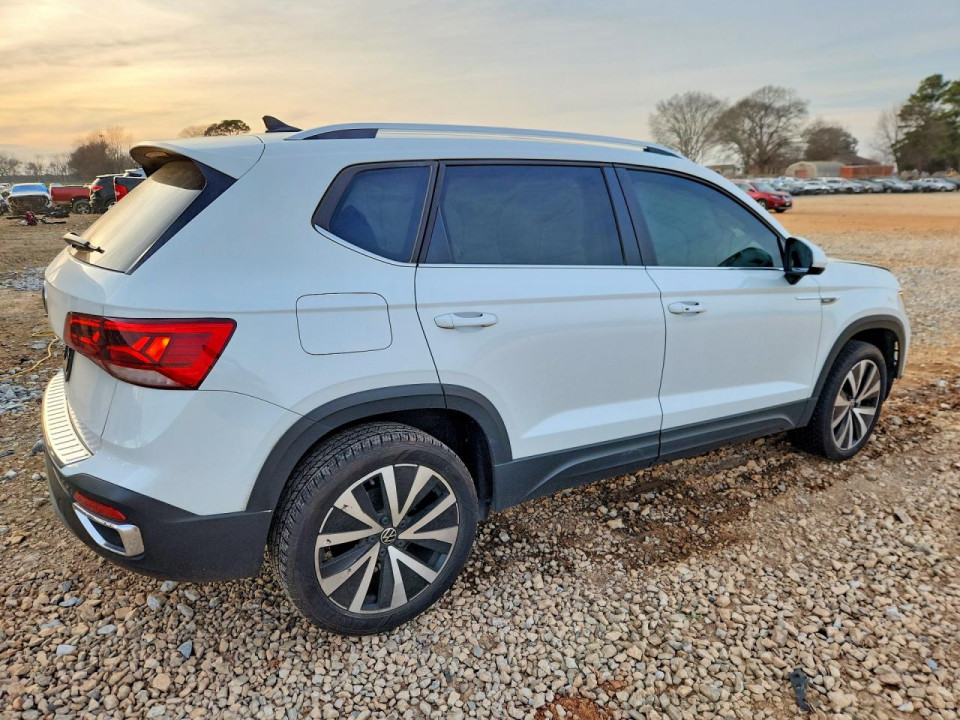 Volkswagen TAOS SE 2024 — Copart