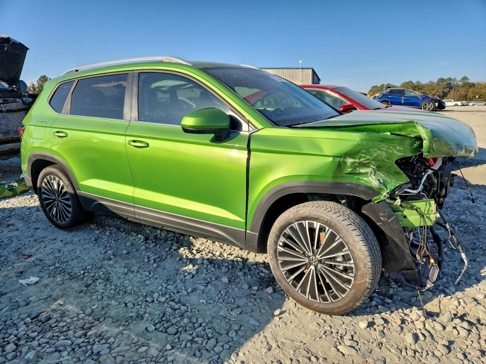 Volkswagen TAOS SE 2025 — Copart