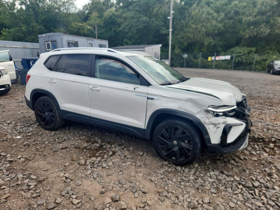 Volkswagen TAOS SEL 2024 — Copart