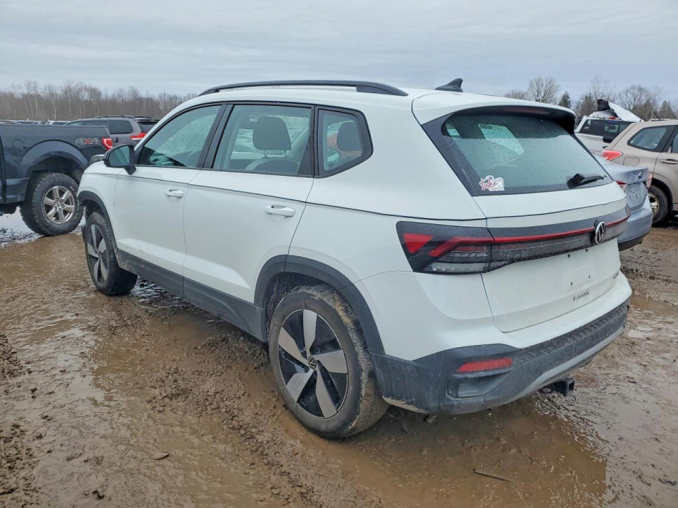 Volkswagen TAOS 2025 — Copart