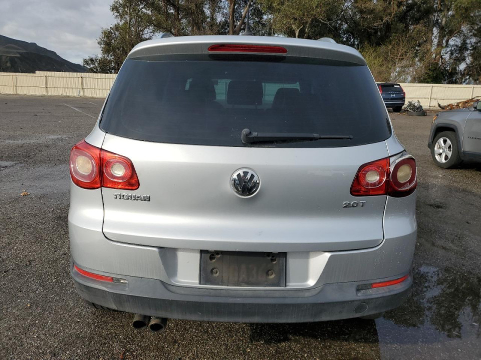 Volkswagen TIGUAN 2011 — Copart