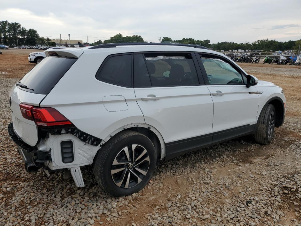 Volkswagen TIGUAN 2024 — Copart