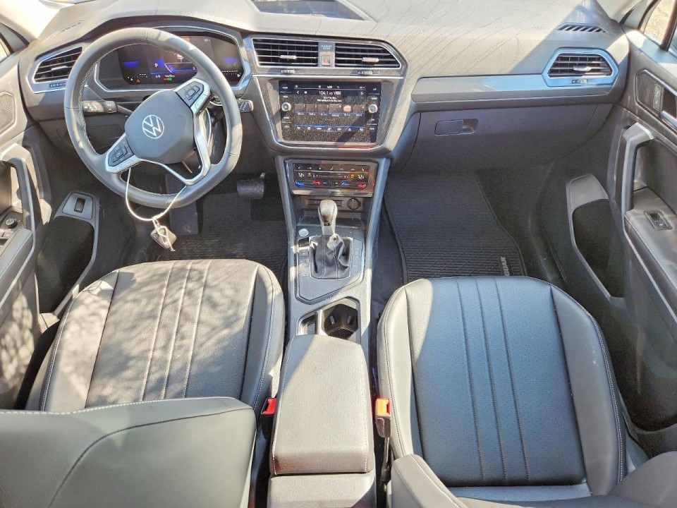 Volkswagen TIGUAN 2024 — Copart