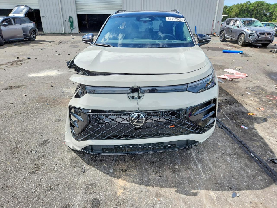 Volkswagen TIGUAN 2026 — Copart
