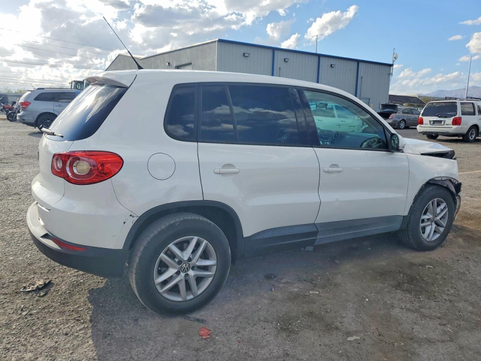 Volkswagen TIGUAN 2011 — Copart