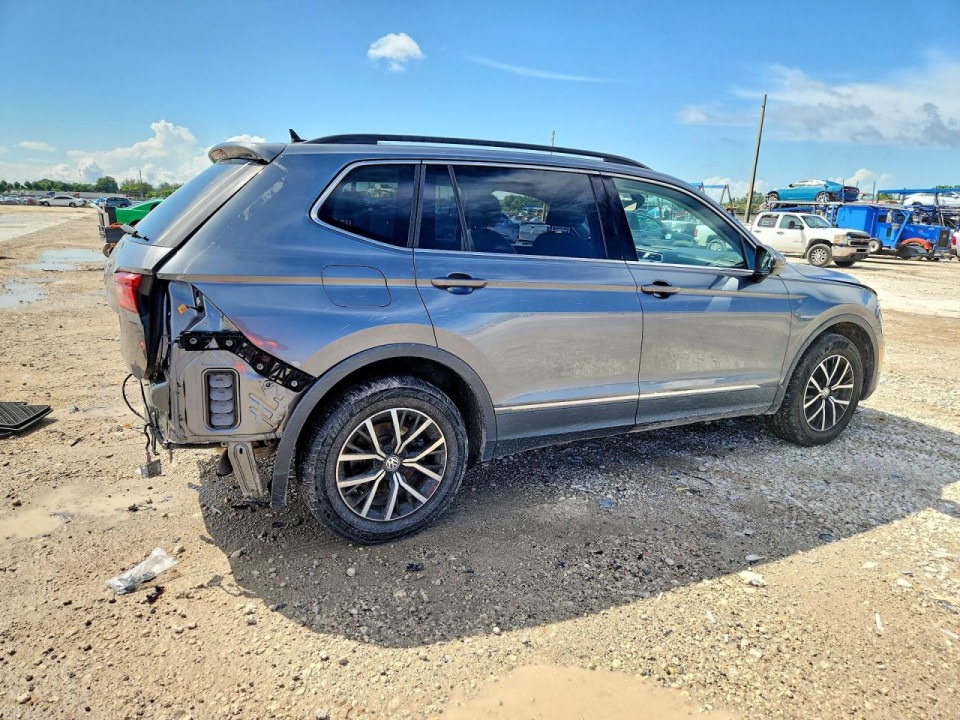 Volkswagen TIGUAN 2021 — Copart