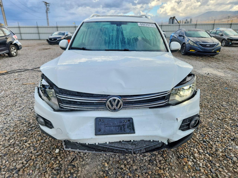 Volkswagen TIGUAN 2016 — Copart