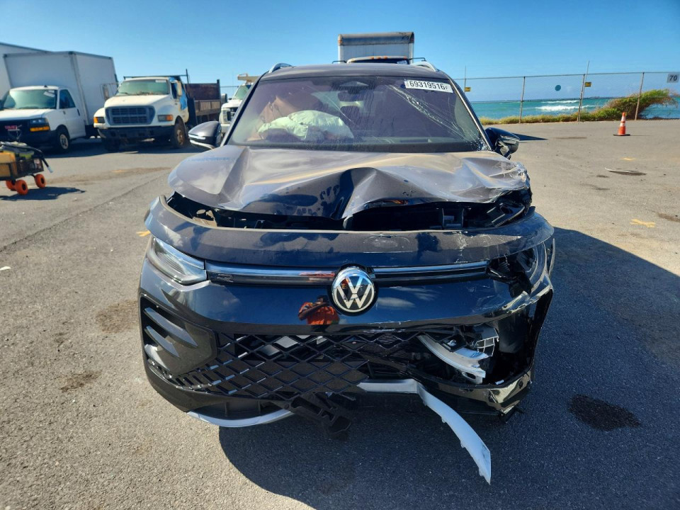 Volkswagen TIGUAN 2025 — Copart