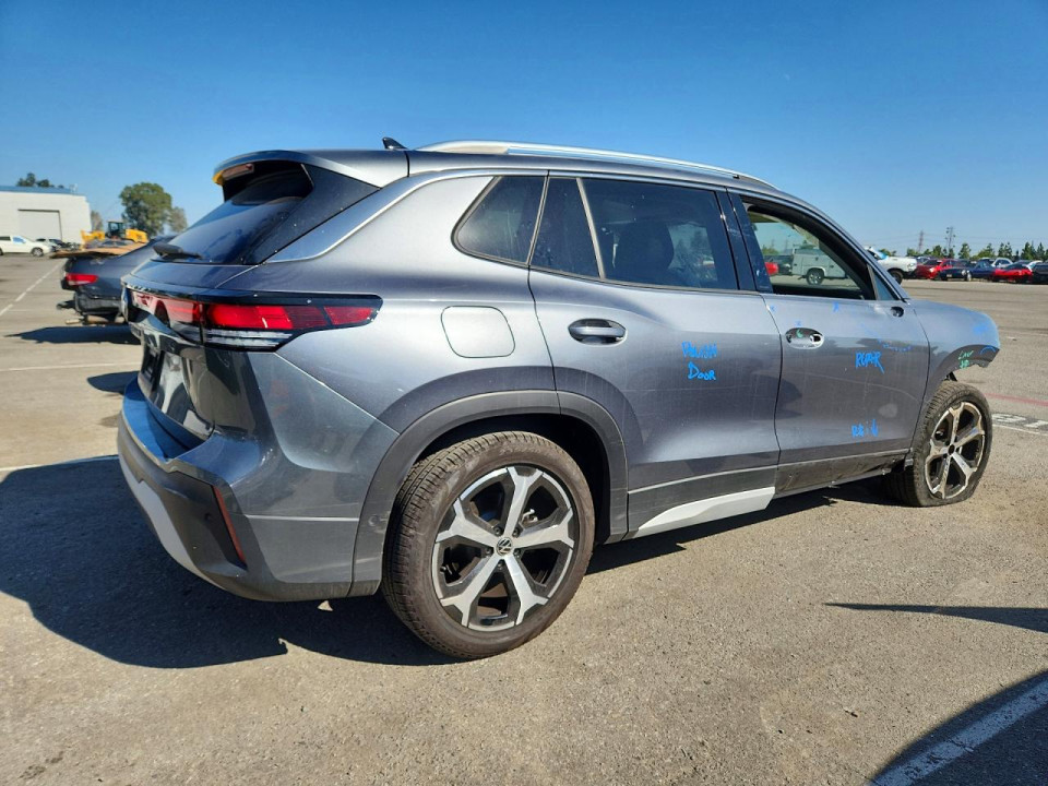 Volkswagen TIGUAN 2026 — Copart
