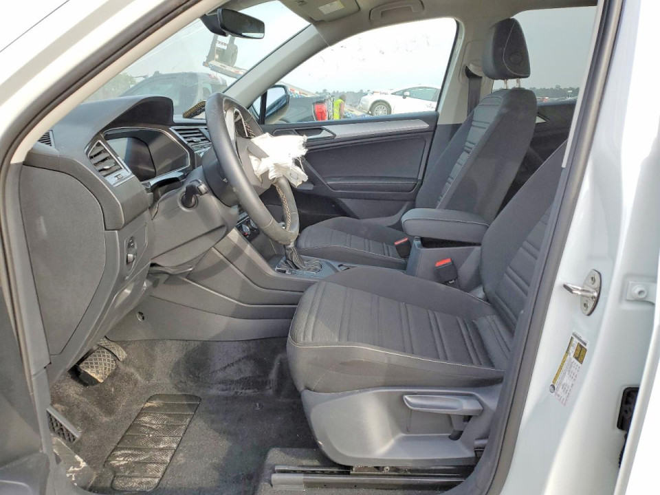 Volkswagen TIGUAN 2024 — Copart