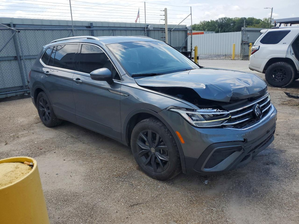 Volkswagen TIGUAN 2024 — Copart
