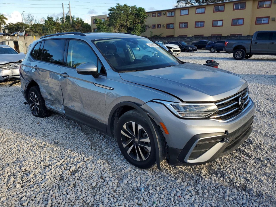 Volkswagen TIGUAN 2022 — Copart