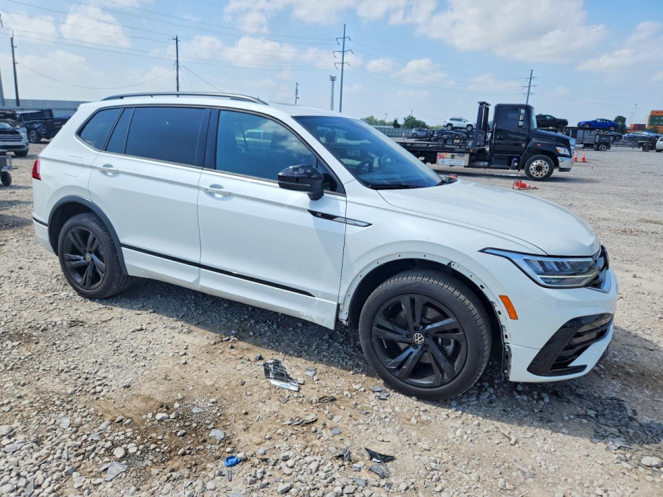 Volkswagen TIGUAN 2023 — Copart