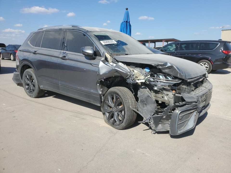 Volkswagen TIGUAN 2024 — Copart