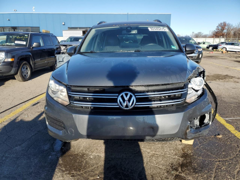 Volkswagen TIGUAN 2016 — Copart