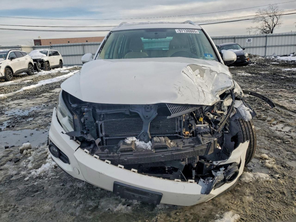 Volkswagen TIGUAN 2013 — Copart