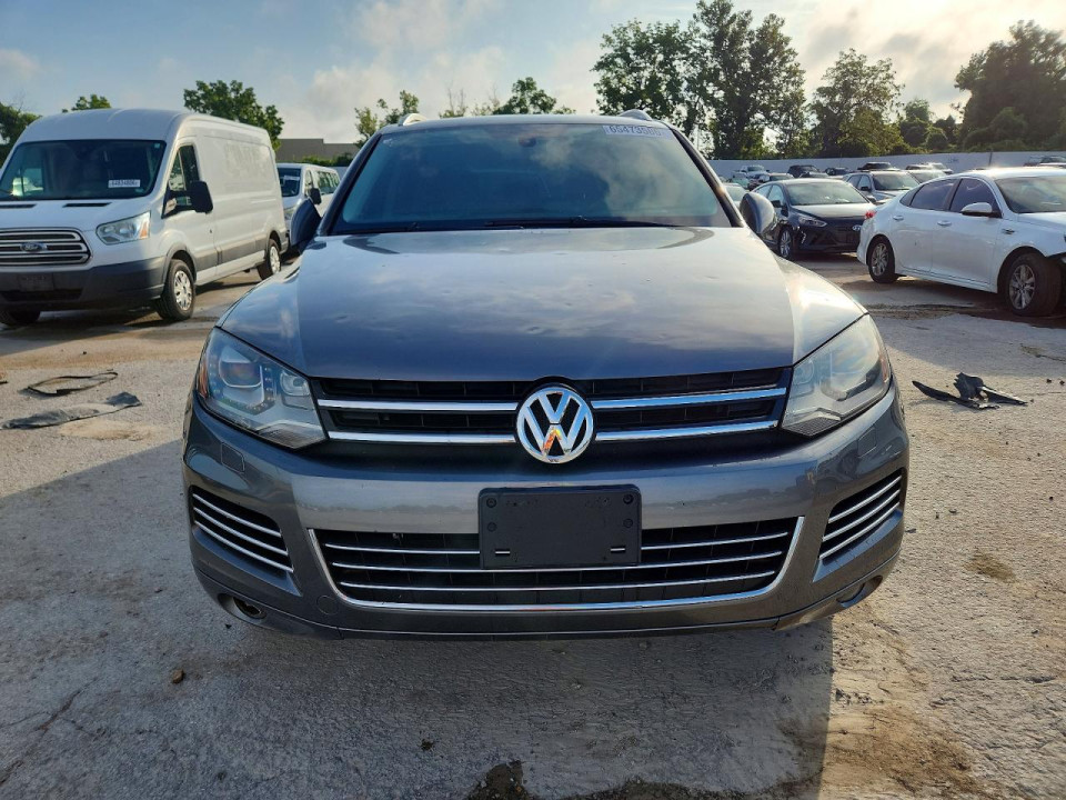 Volkswagen TOUAREG 2014 — Copart