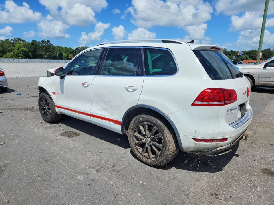 Volkswagen TOUAREG 2014 — Copart