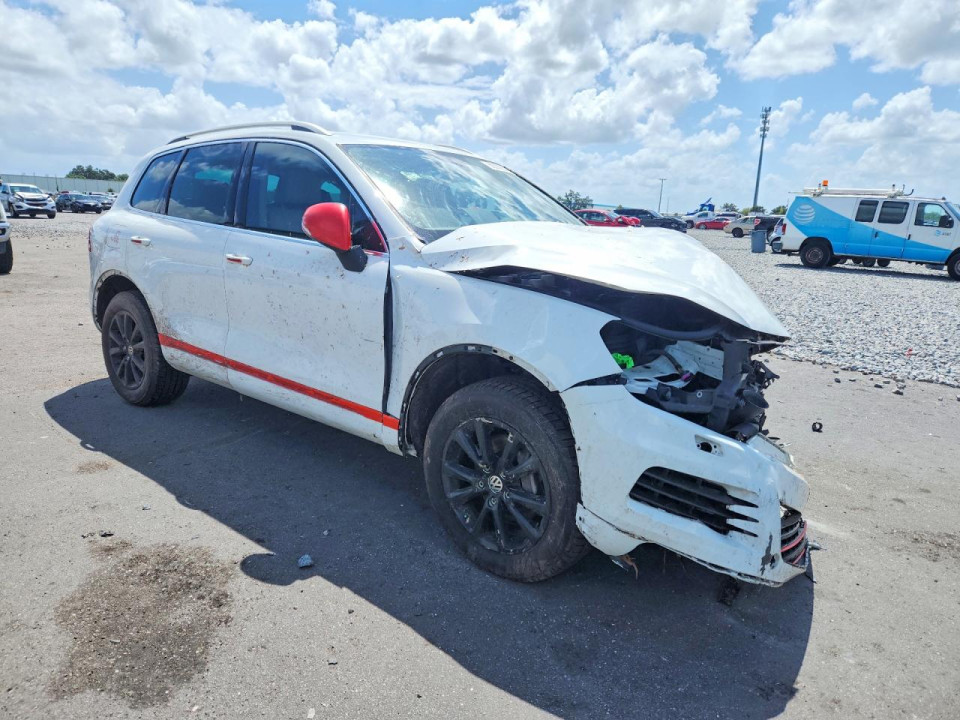Volkswagen TOUAREG 2014 — Copart