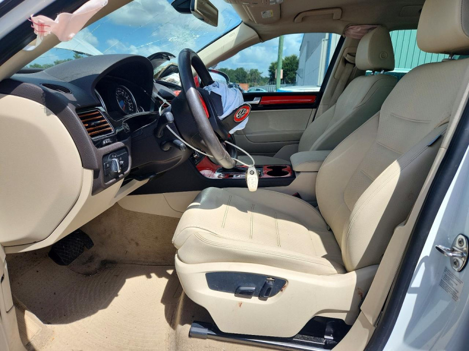 Volkswagen TOUAREG 2014 — Copart