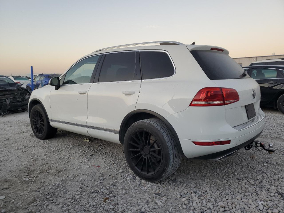Volkswagen TOUAREG 2014 — Copart