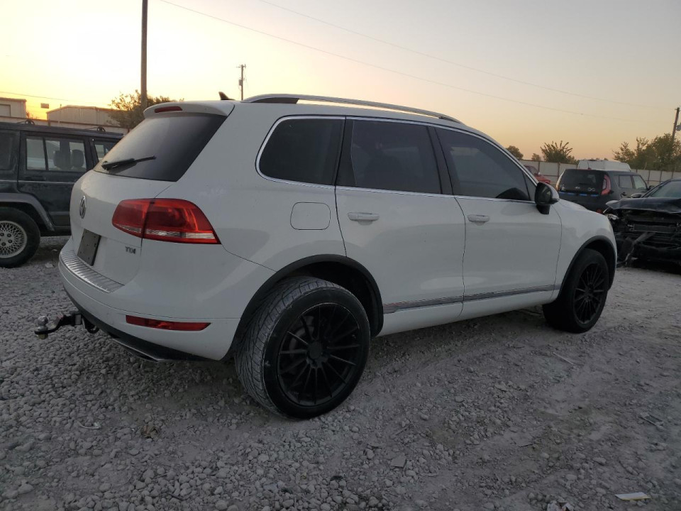 Volkswagen TOUAREG 2014 — Copart