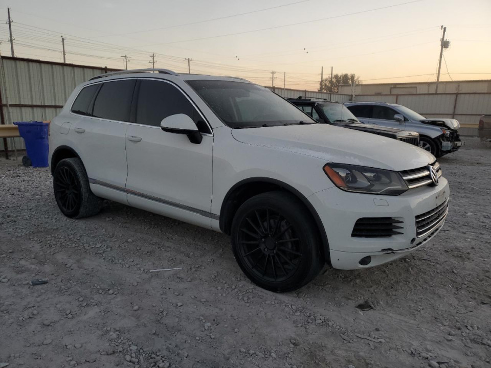 Volkswagen TOUAREG 2014 — Copart
