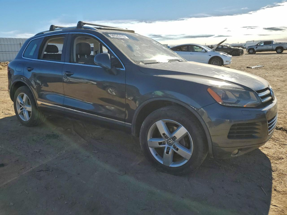 Volkswagen TOUAREG 2013 — Copart
