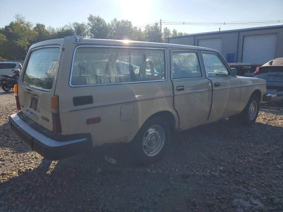Volvo 245 1978 — Copart