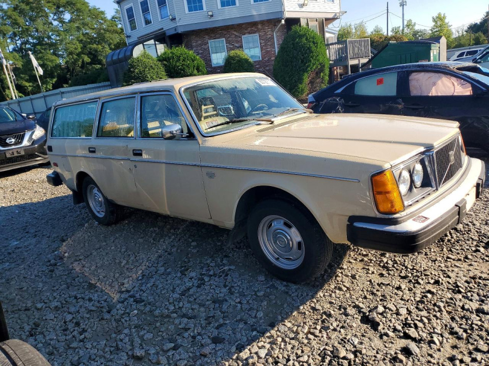 Volvo 245 1978 — Copart
