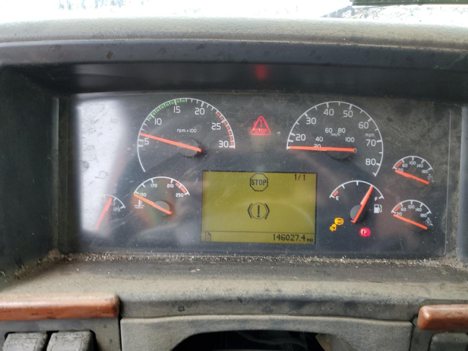 Volvo VHD DUMP TRUCK 2006 — Copart
