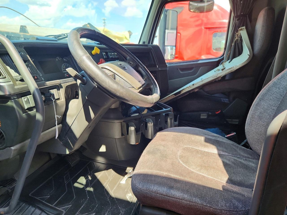 Volvo VNL SEMI TRUCK 2020 — Copart