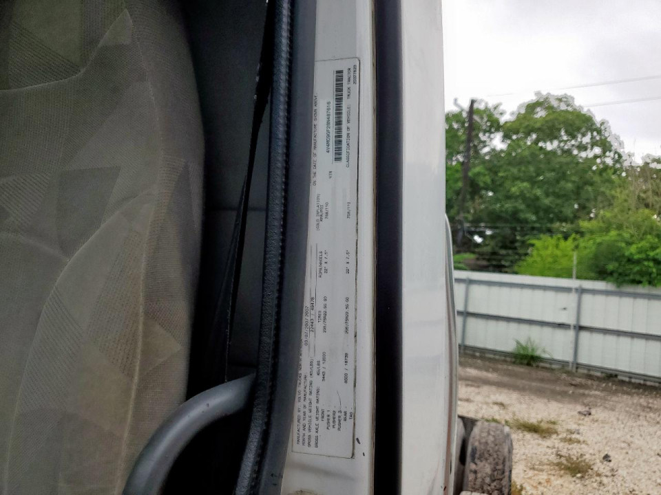 Volvo VNM SEMI TRUCK 2008 — Copart