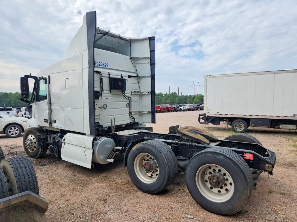 Volvo VNR 2021 — Copart