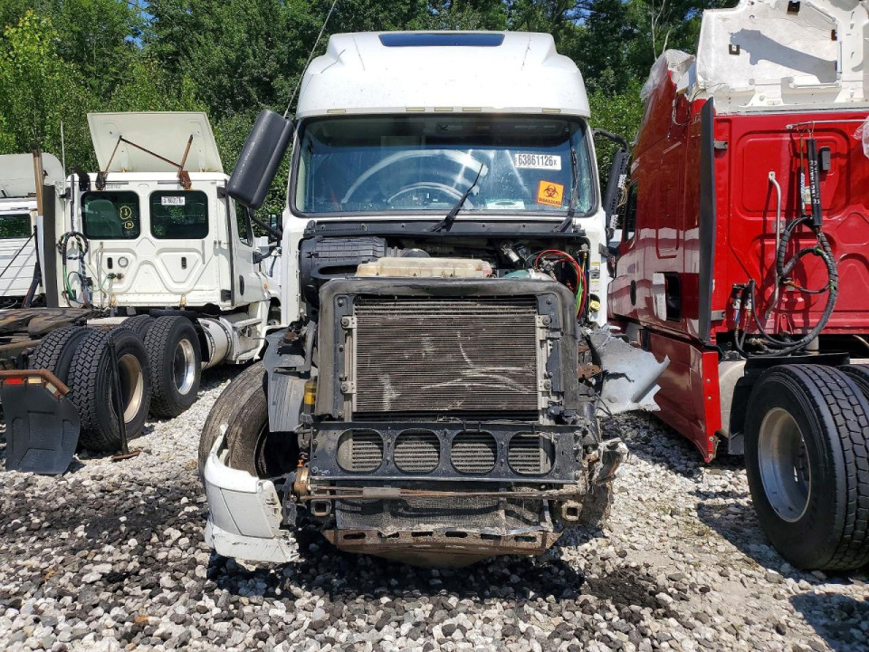 Volvo VNL SEMI TRUCK 2012 — Copart