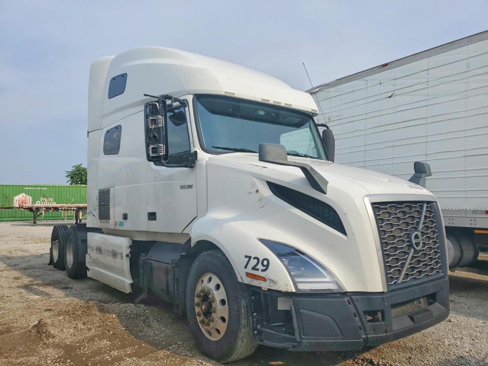 Volvo VNL SEMI TRUCK 2020 — Copart