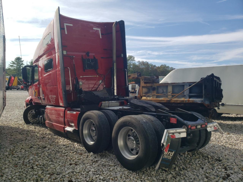 Volvo VNL SEMI TRUCK 2020 — Copart