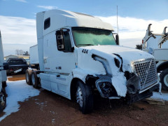 Volvo VNL SEMI TRUCK 2011 — Copart