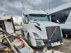 Volvo VNL SEMI TRUCK 2023 — Copart