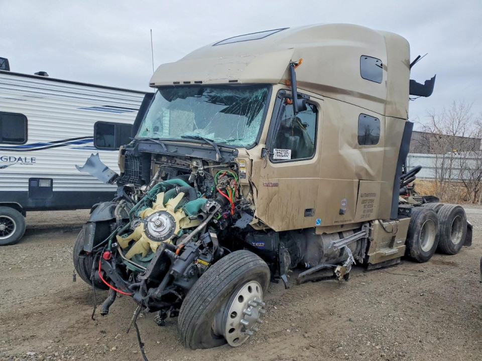 Volvo VNL SEMI TRUCK 2025 — Copart