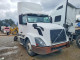 Volvo VNL SEMI TRUCK 2015 — Copart