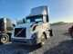 Volvo VNL SEMI TRUCK 2017 — Copart