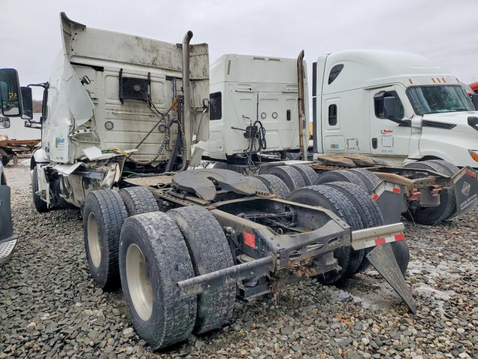 Volvo VNR 2024 — Copart