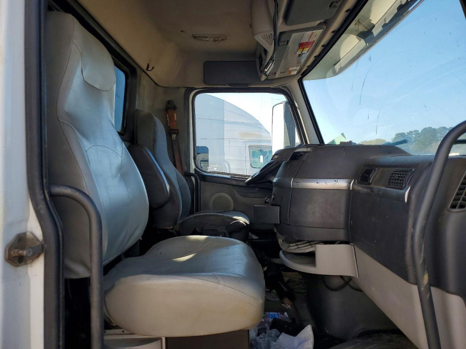 Volvo VNL DUMP TRUCK 2012 — Copart