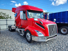 Volvo VNL SEMI TRUCK 2021 — Copart